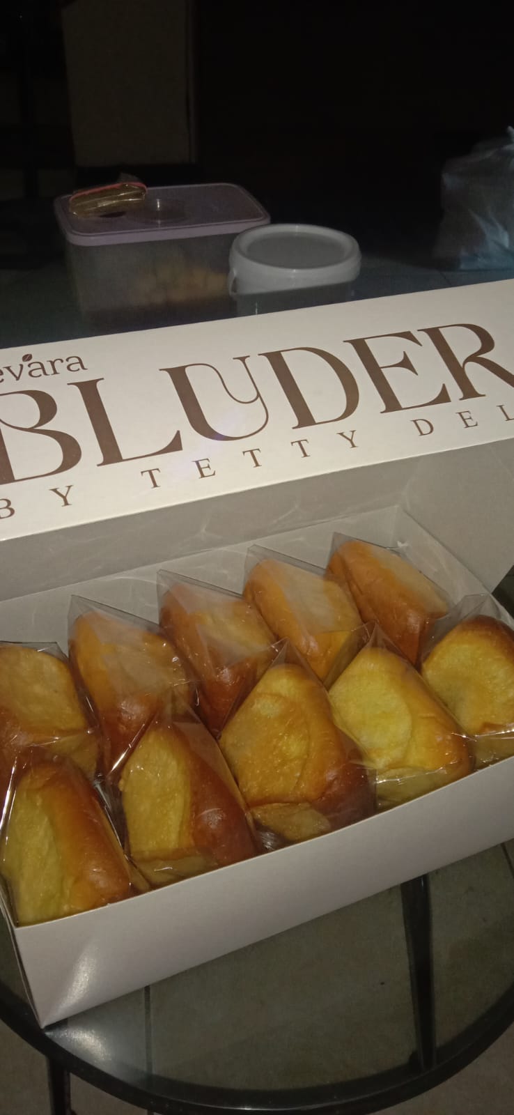Tevara Bluder